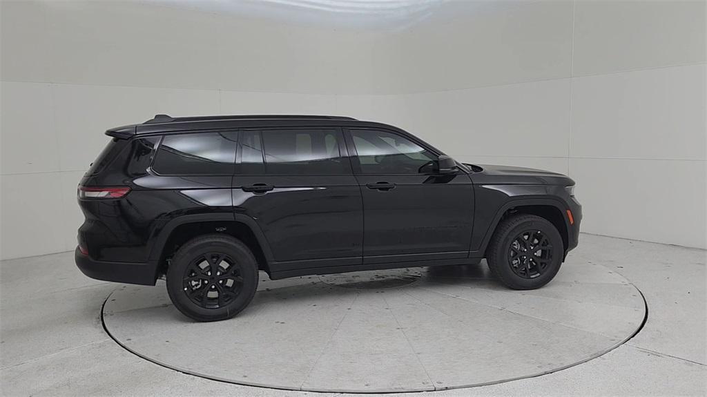 new 2024 Jeep Grand Cherokee L car, priced at $43,519