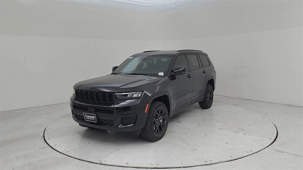 new 2024 Jeep Grand Cherokee L car, priced at $43,519