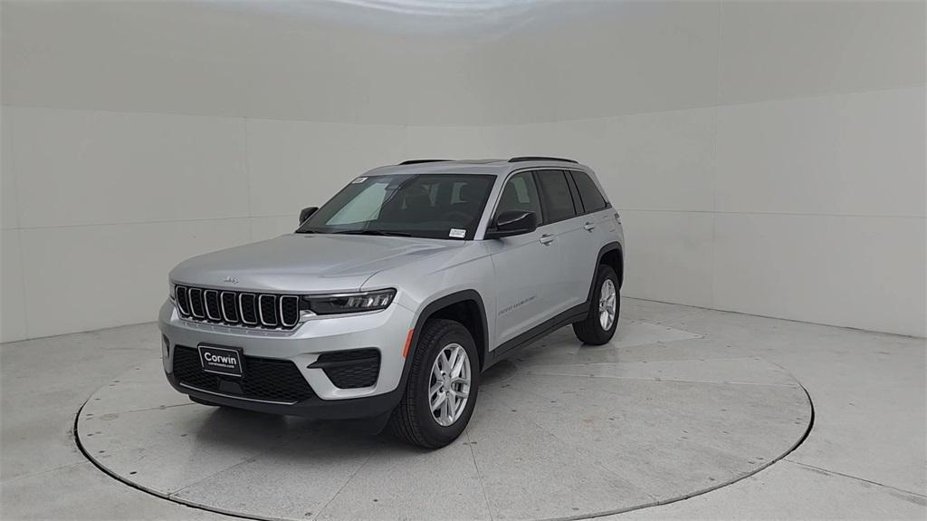 new 2024 Jeep Grand Cherokee car, priced at $39,037