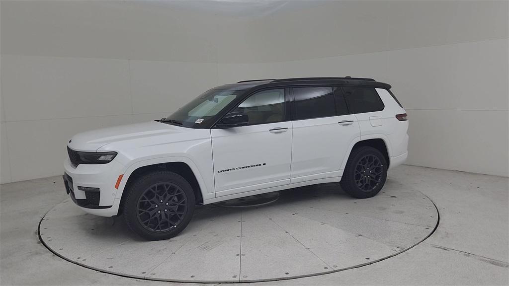 new 2025 Jeep Grand Cherokee L car, priced at $63,120