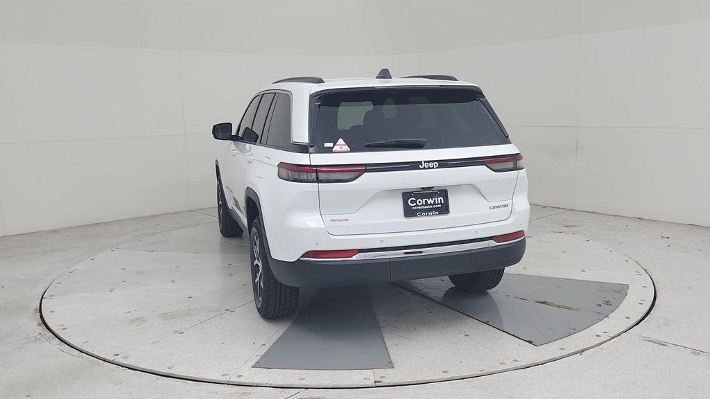 new 2025 Jeep Grand Cherokee car, priced at $44,072