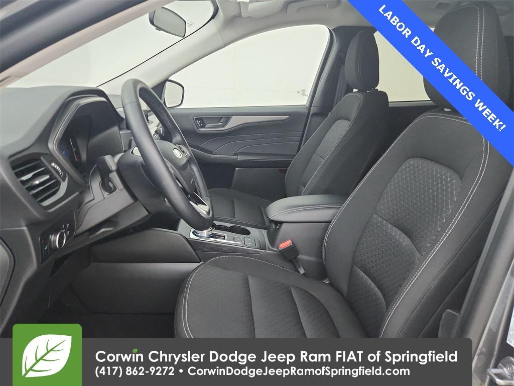 used 2025 Ford Escape car, priced at $26,500