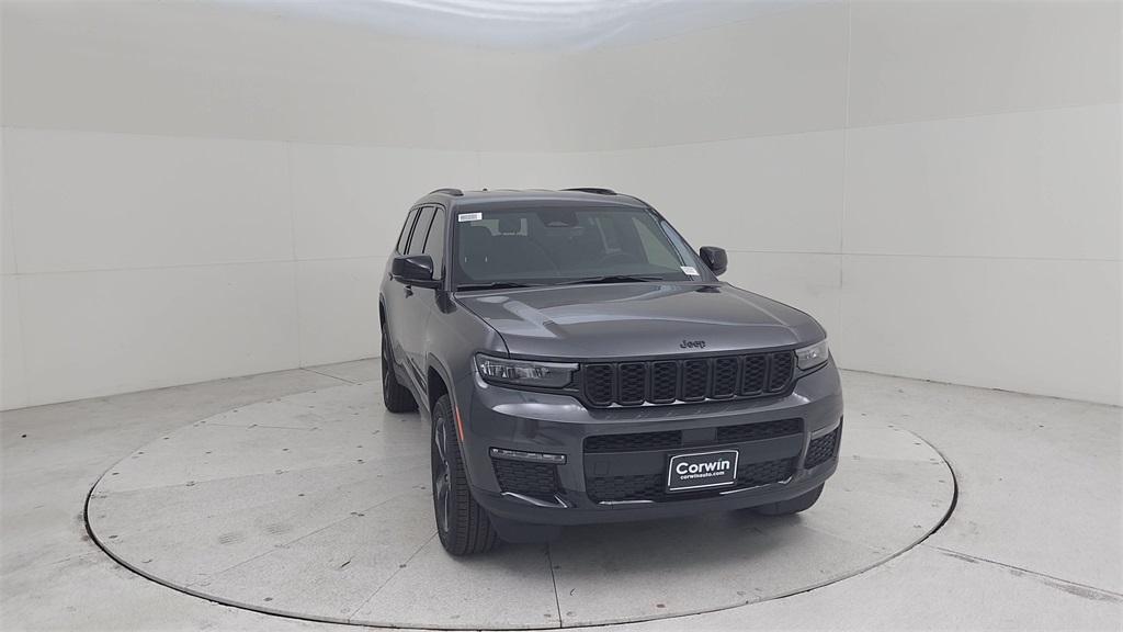 new 2025 Jeep Grand Cherokee L car, priced at $47,527