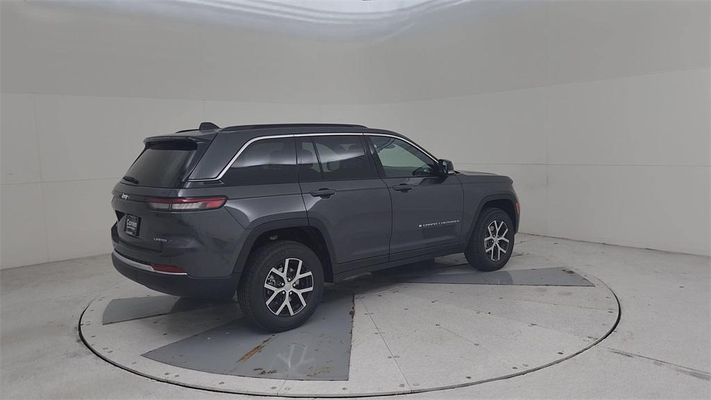 new 2025 Jeep Grand Cherokee car, priced at $45,608