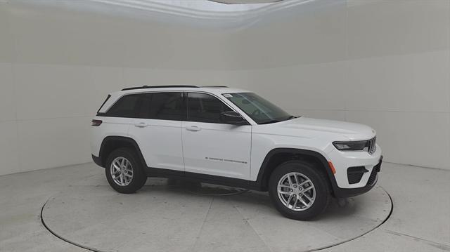 new 2024 Jeep Grand Cherokee car, priced at $34,988