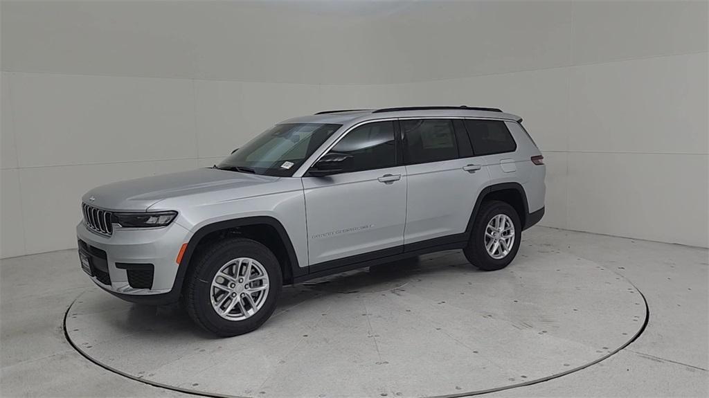 new 2024 Jeep Grand Cherokee L car, priced at $40,887