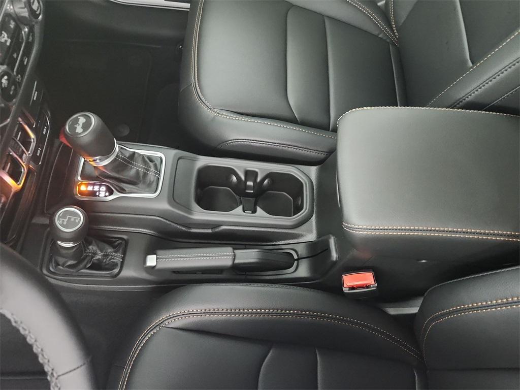 new 2025 Jeep Wrangler car