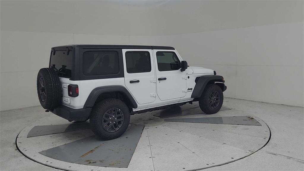 new 2025 Jeep Wrangler car, priced at $44,657
