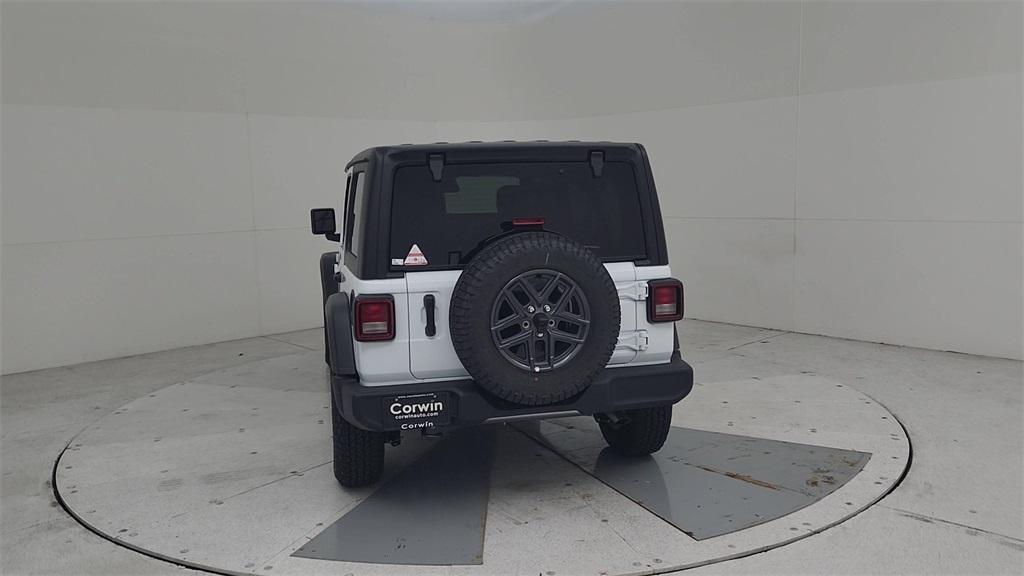 new 2025 Jeep Wrangler car, priced at $44,657
