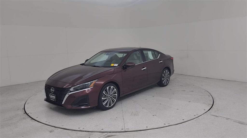 used 2023 Nissan Altima car, priced at $22,828