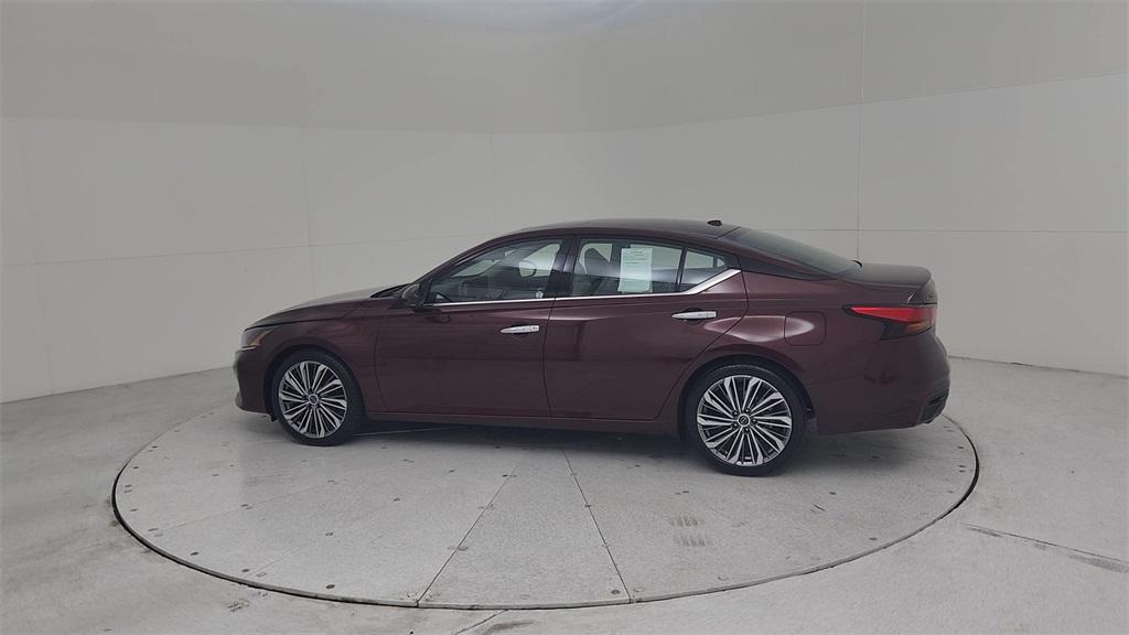 used 2023 Nissan Altima car, priced at $22,828