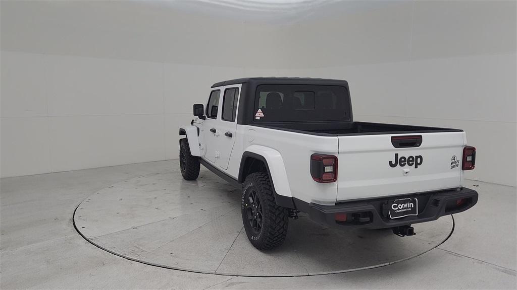 new 2024 Jeep Gladiator car, priced at $44,795