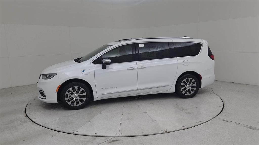 new 2025 Chrysler Pacifica Hybrid car, priced at $54,178