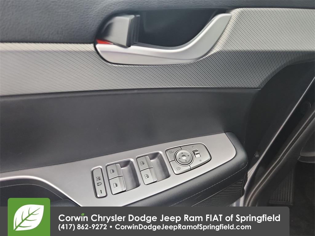 used 2025 Hyundai Palisade car, priced at $37,479