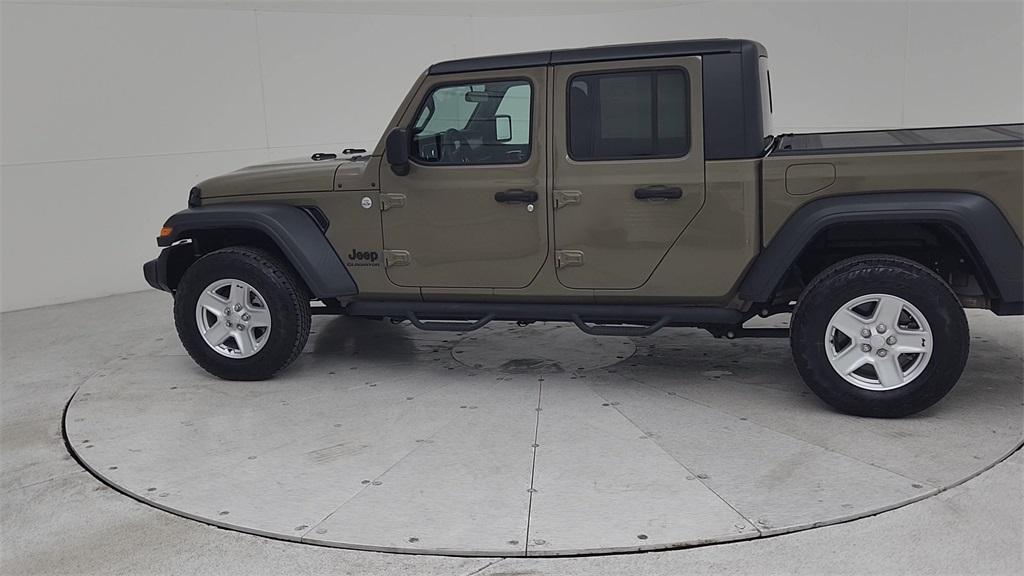 used 2020 Jeep Gladiator car, priced at $31,698