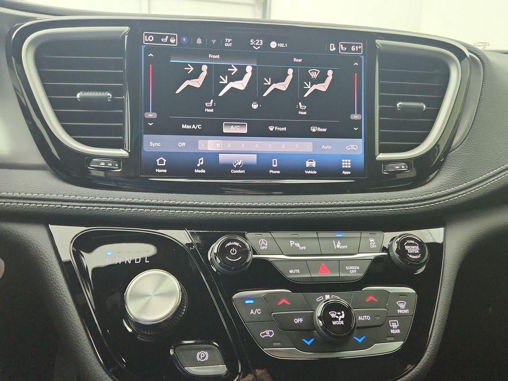 new 2026 Chrysler Pacifica car, priced at $41,972