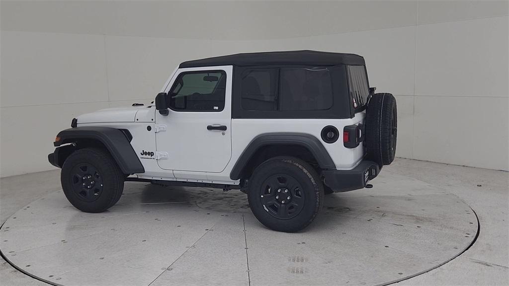 new 2025 Jeep Wrangler car, priced at $31,733