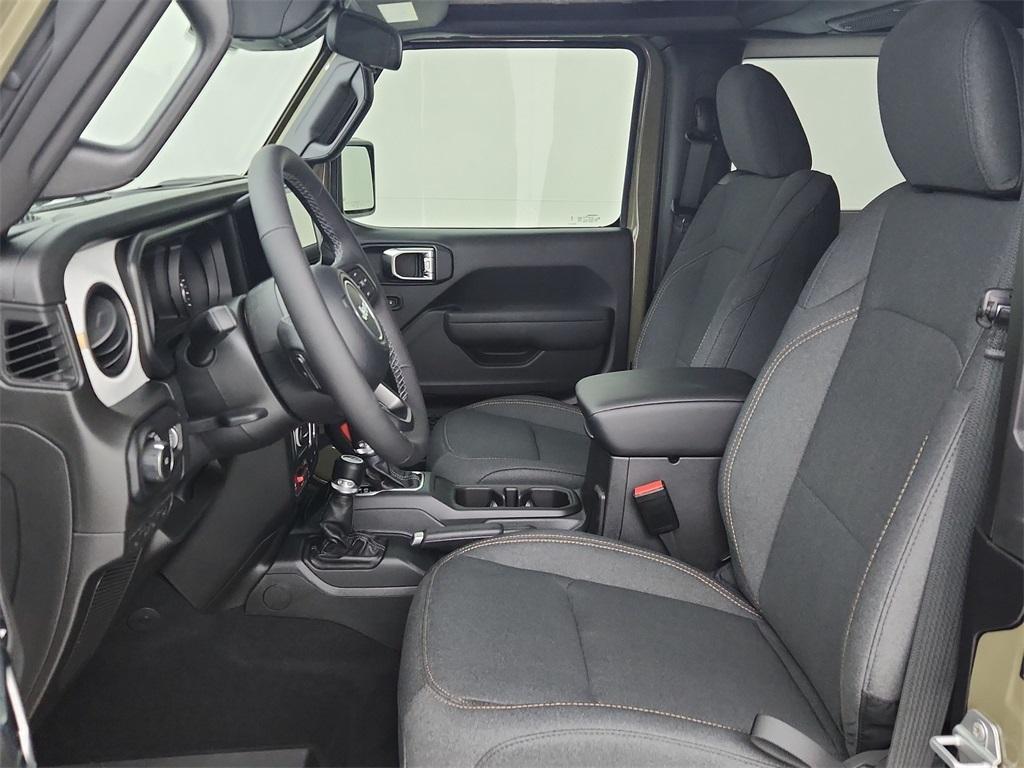 new 2025 Jeep Wrangler car, priced at $45,529
