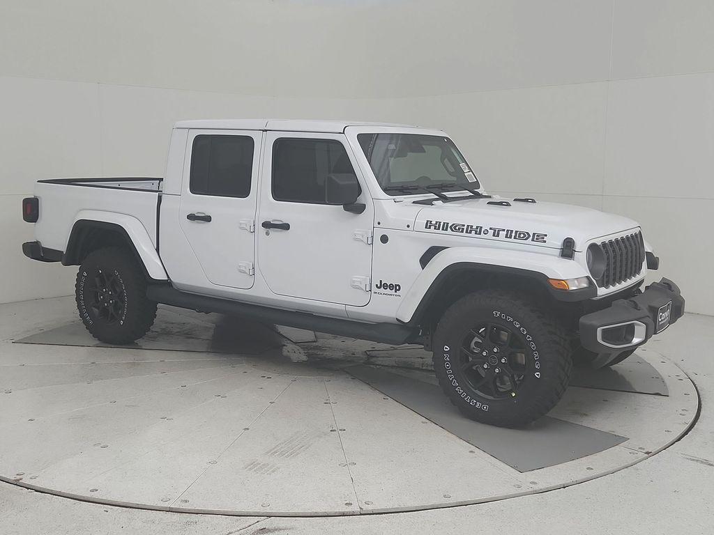 new 2025 Jeep Gladiator car, priced at $45,162