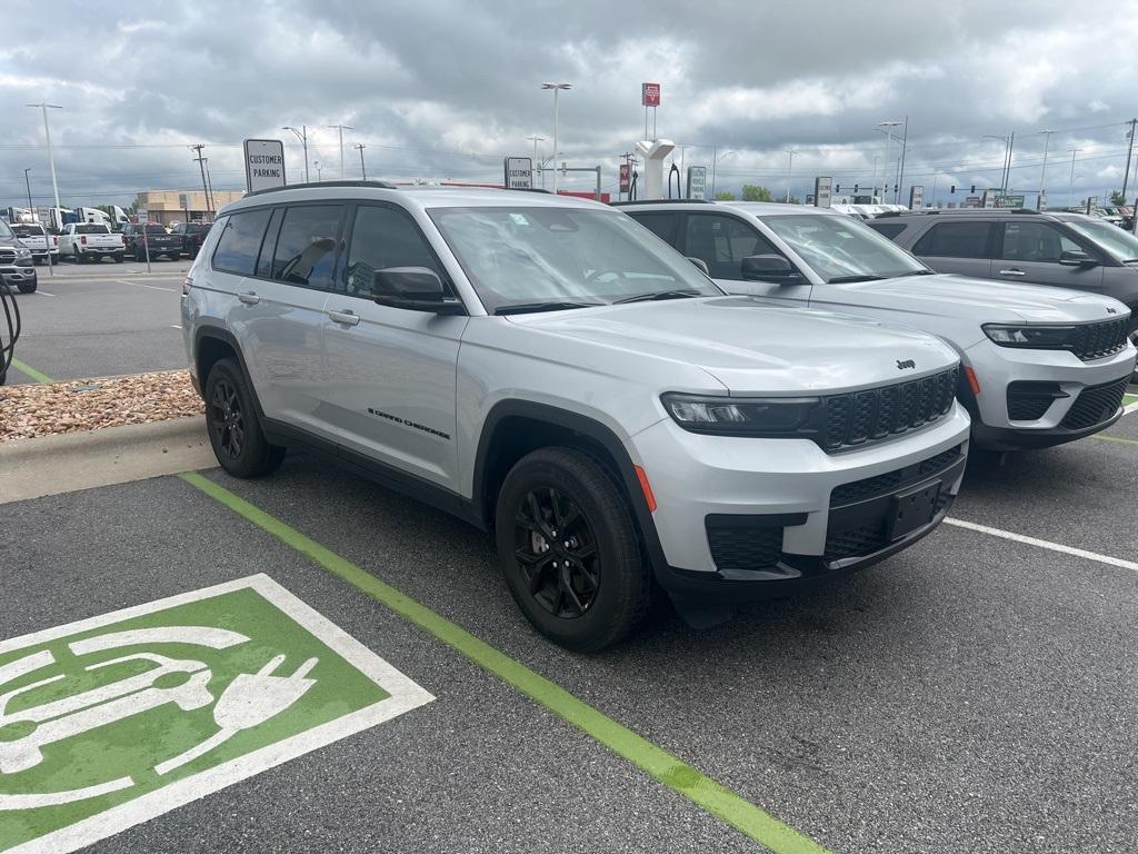 used 2024 Jeep Grand Cherokee L car, priced at $36,471