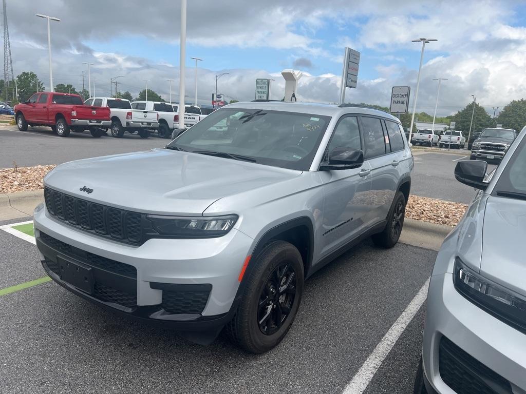 used 2024 Jeep Grand Cherokee L car, priced at $36,471