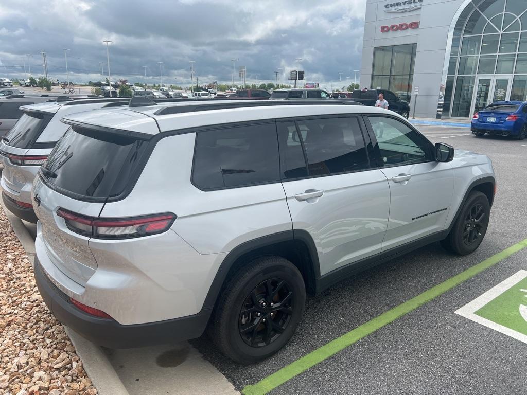 used 2024 Jeep Grand Cherokee L car, priced at $36,471