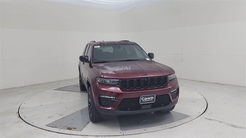 new 2025 Jeep Grand Cherokee car, priced at $48,197
