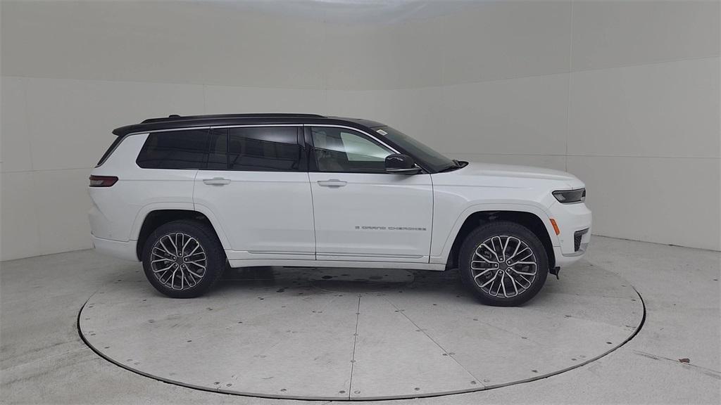 new 2025 Jeep Grand Cherokee L car, priced at $67,555