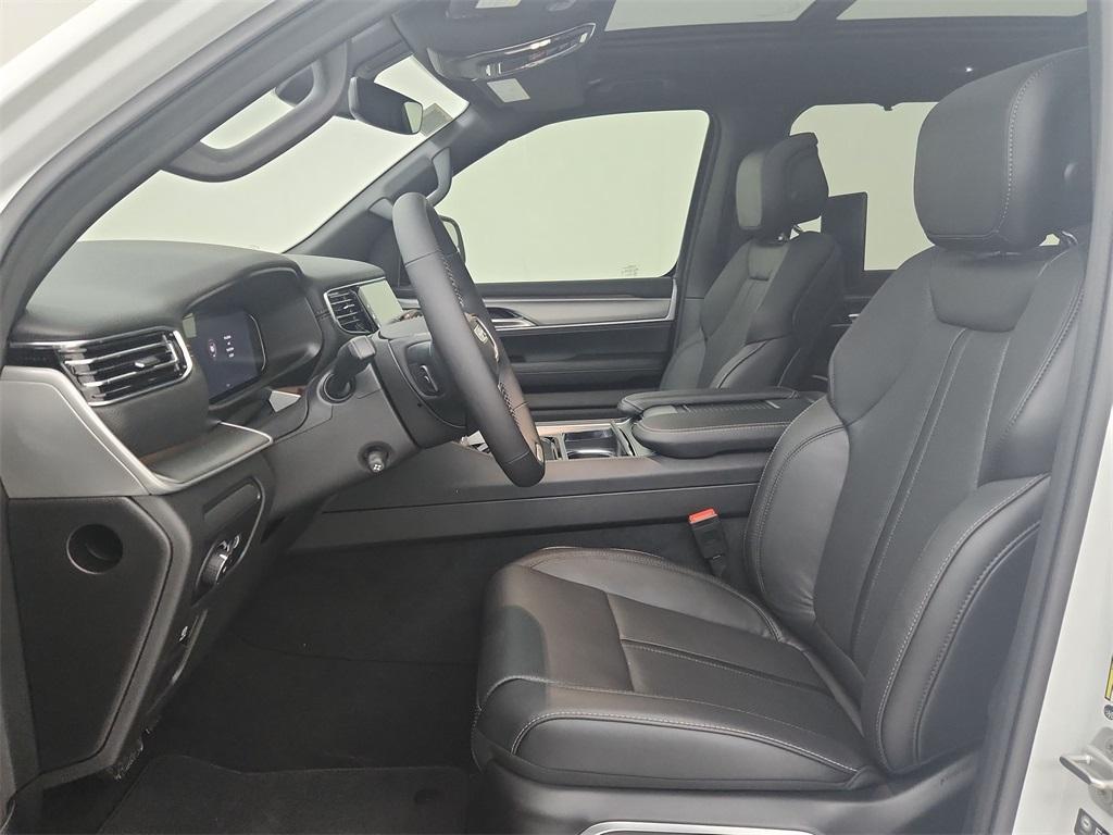 new 2025 Jeep Wagoneer L car, priced at $79,987