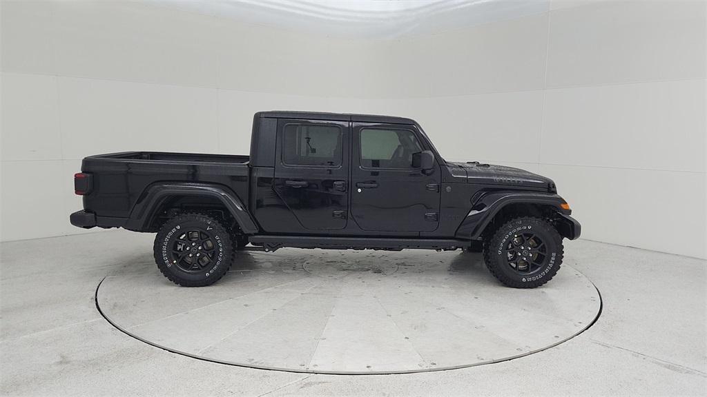 new 2024 Jeep Gladiator car, priced at $45,272