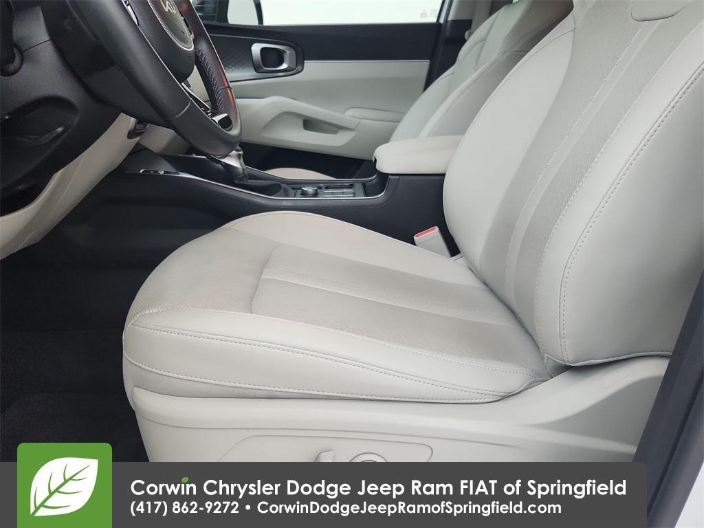 used 2023 Kia Sorento car, priced at $29,827