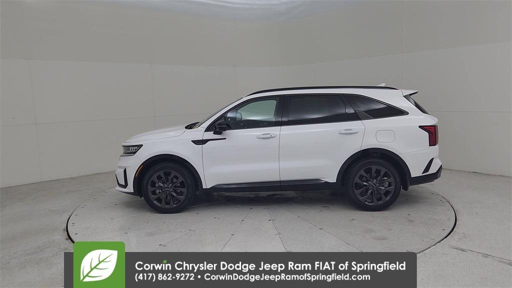used 2023 Kia Sorento car, priced at $29,827