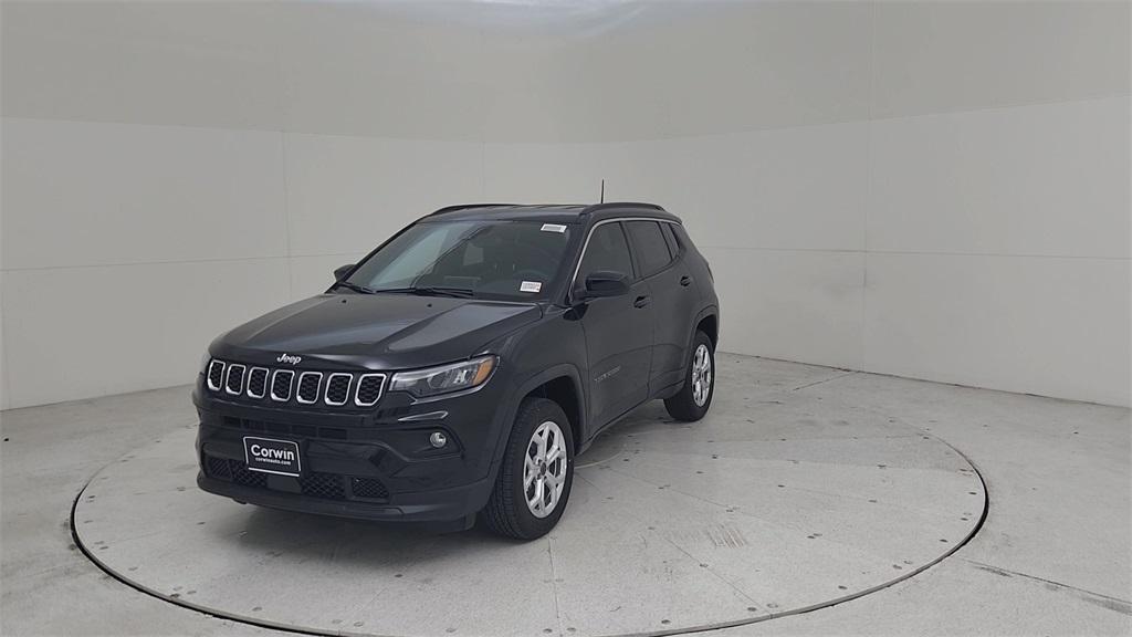 new 2025 Jeep Compass car, priced at $30,450