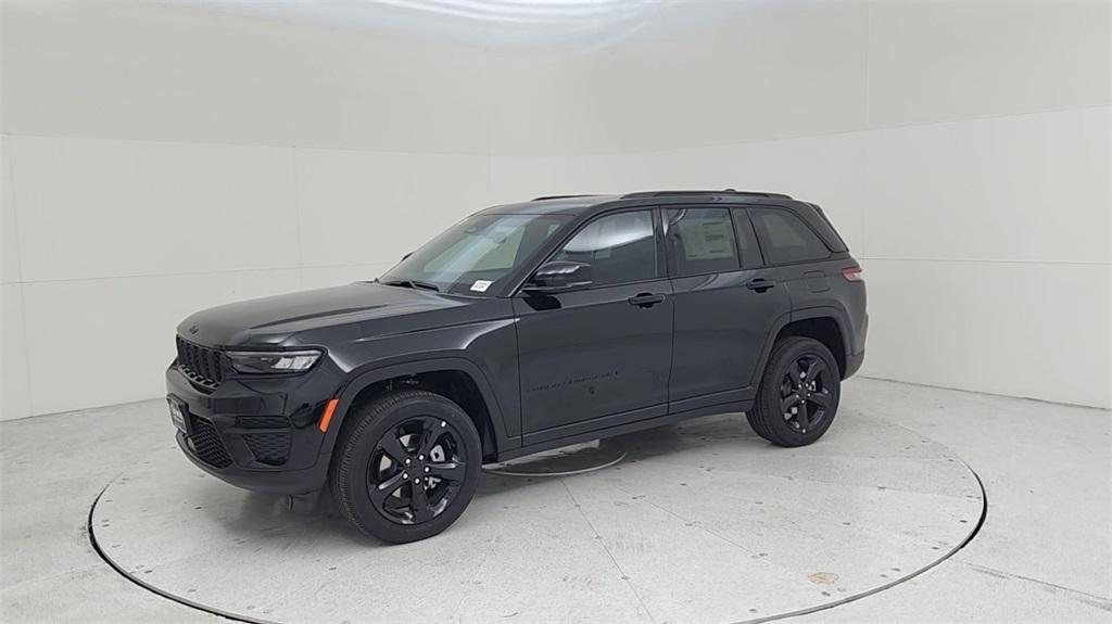 new 2024 Jeep Grand Cherokee car, priced at $43,539