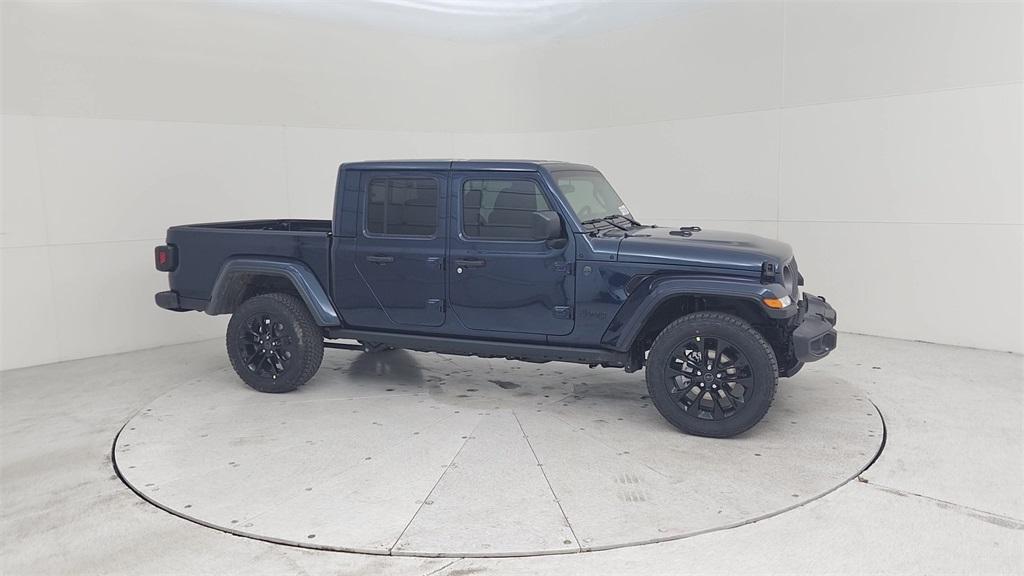 new 2025 Jeep Gladiator car, priced at $42,163