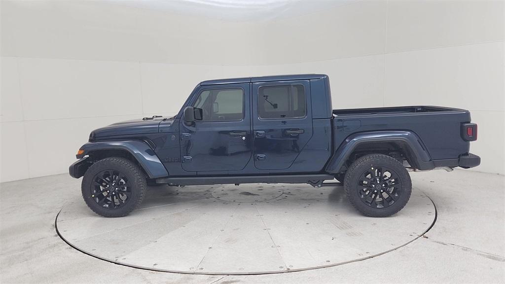new 2025 Jeep Gladiator car, priced at $42,163
