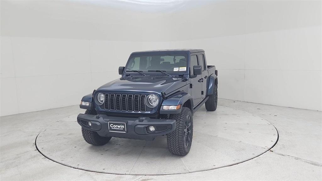 new 2025 Jeep Gladiator car, priced at $42,163