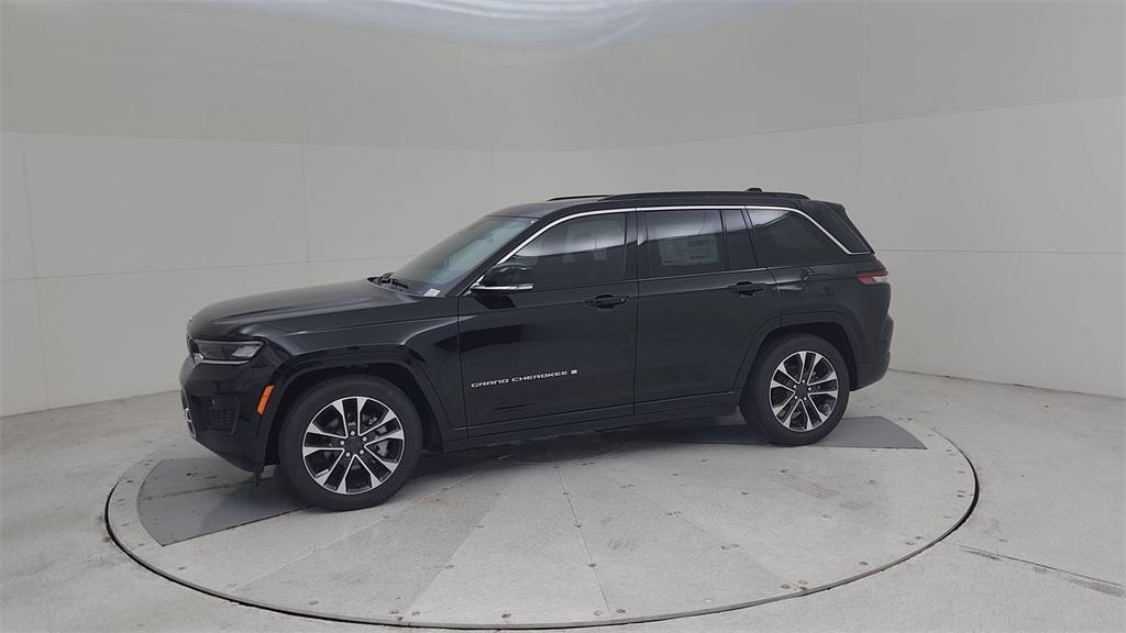 new 2025 Jeep Grand Cherokee car