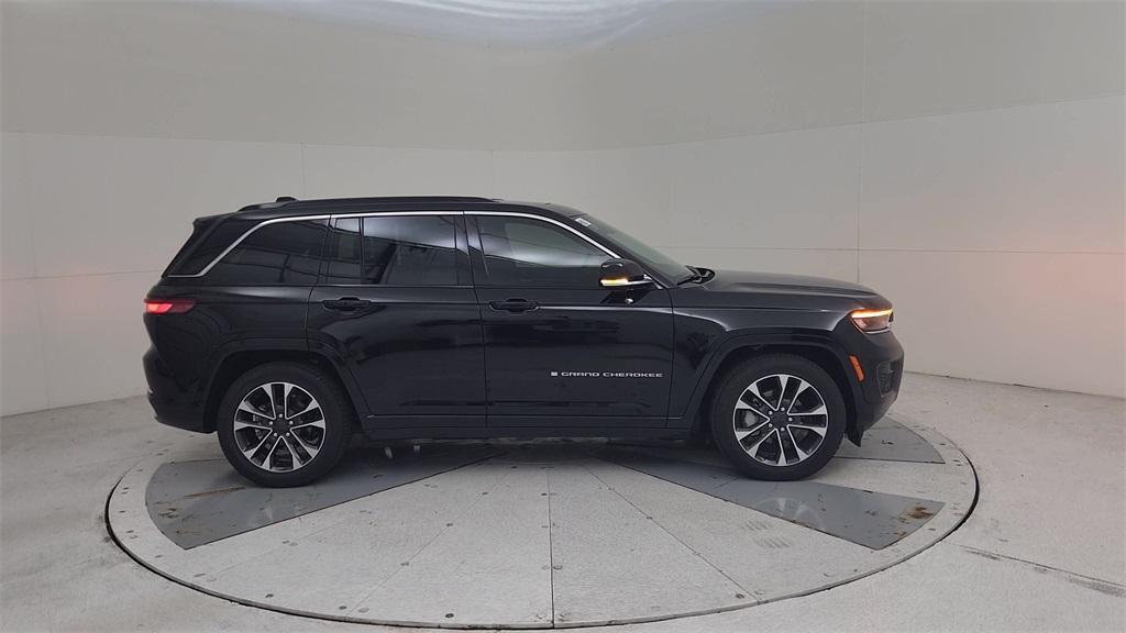new 2025 Jeep Grand Cherokee car