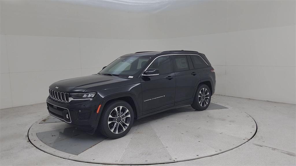 new 2025 Jeep Grand Cherokee car