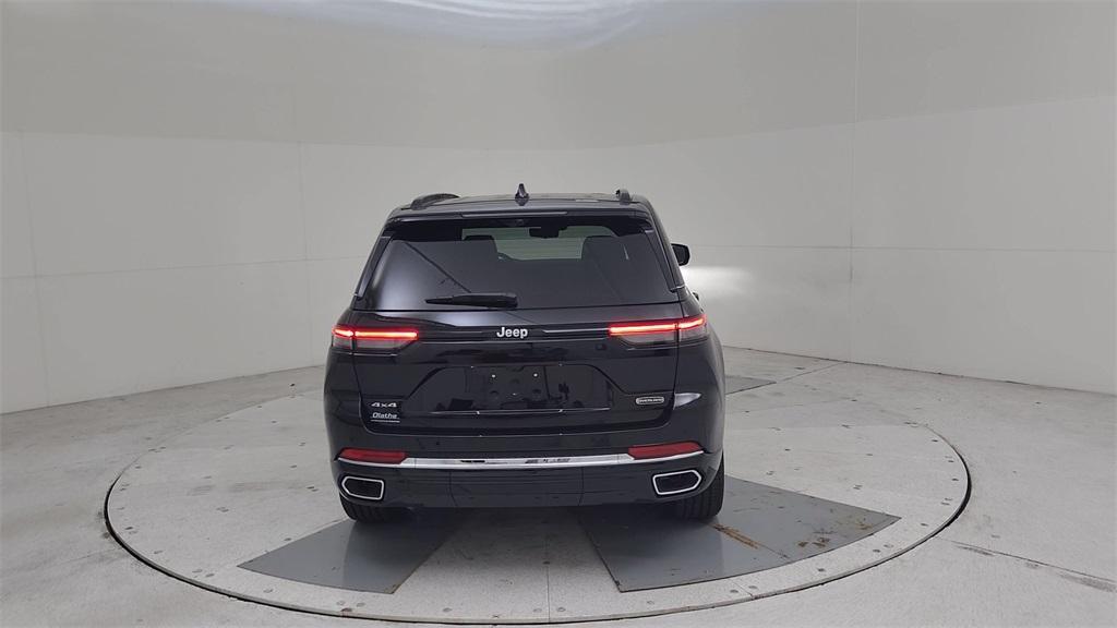 new 2025 Jeep Grand Cherokee car