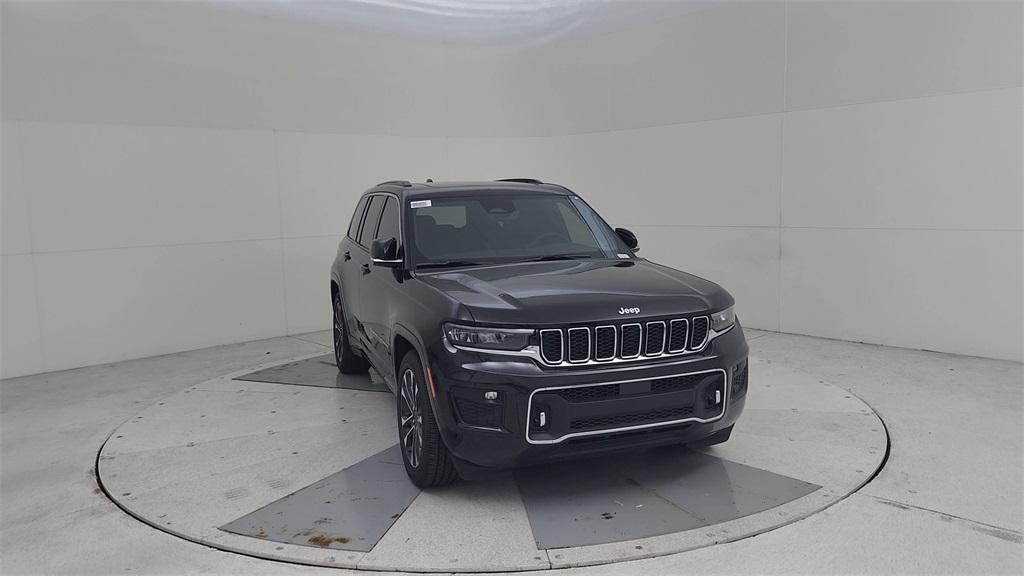 new 2025 Jeep Grand Cherokee car