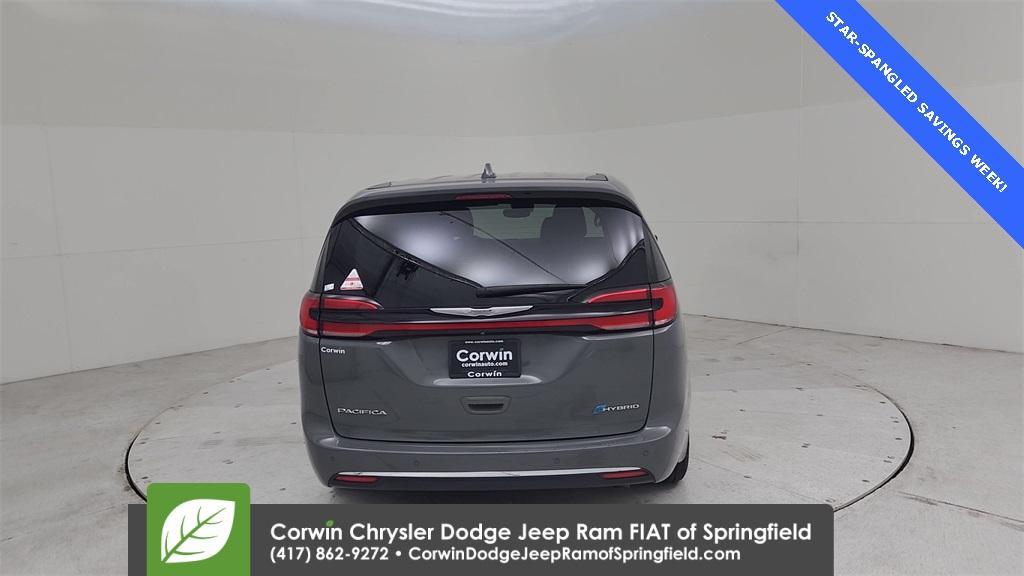 used 2022 Chrysler Pacifica Hybrid car, priced at $25,995