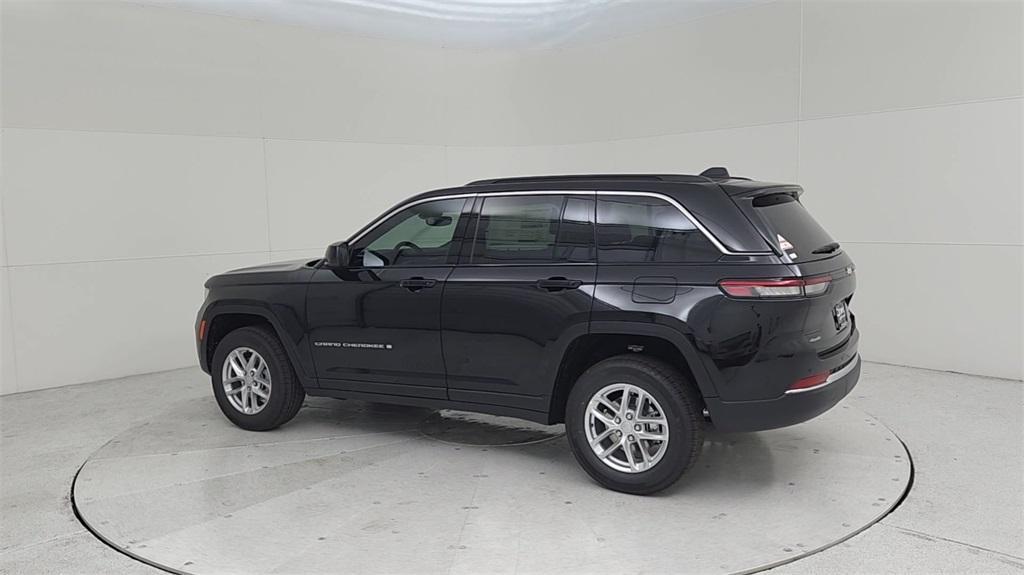 new 2024 Jeep Grand Cherokee car, priced at $34,999