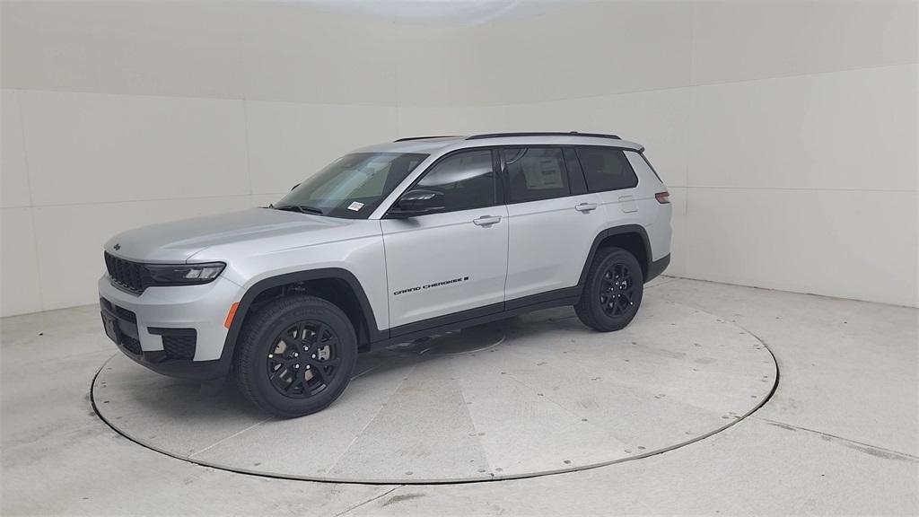 new 2025 Jeep Grand Cherokee L car, priced at $44,080