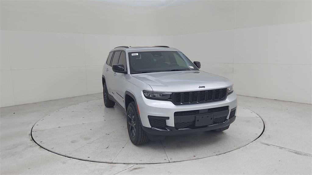 new 2025 Jeep Grand Cherokee L car, priced at $44,080
