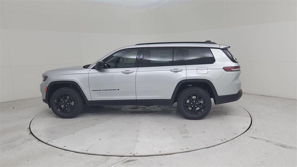 new 2025 Jeep Grand Cherokee L car, priced at $44,080
