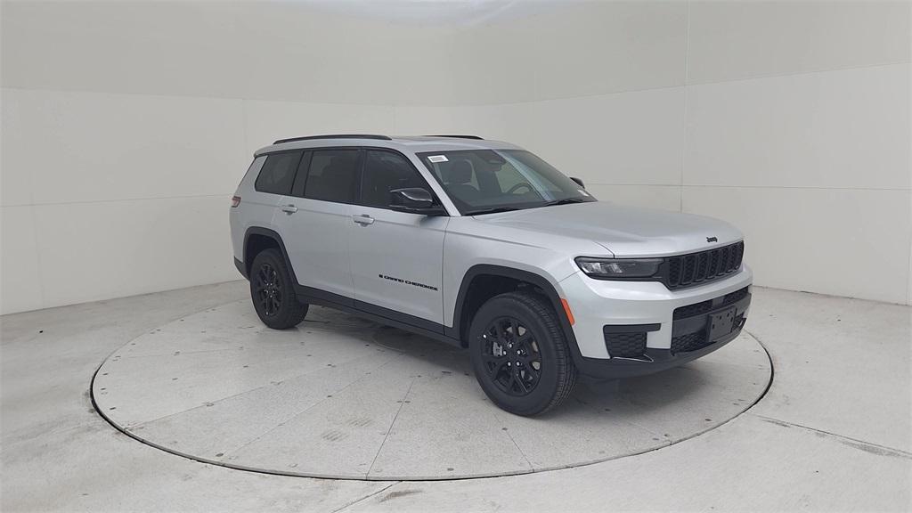 new 2025 Jeep Grand Cherokee L car, priced at $44,080