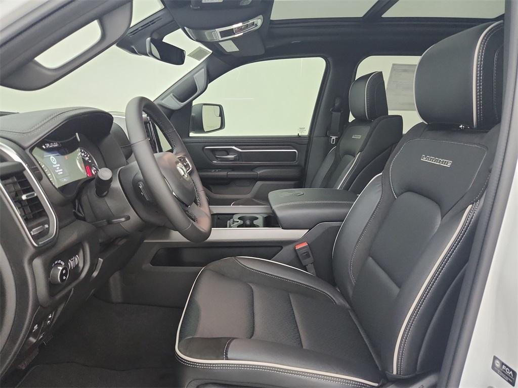new 2025 Ram 1500 car, priced at $60,181