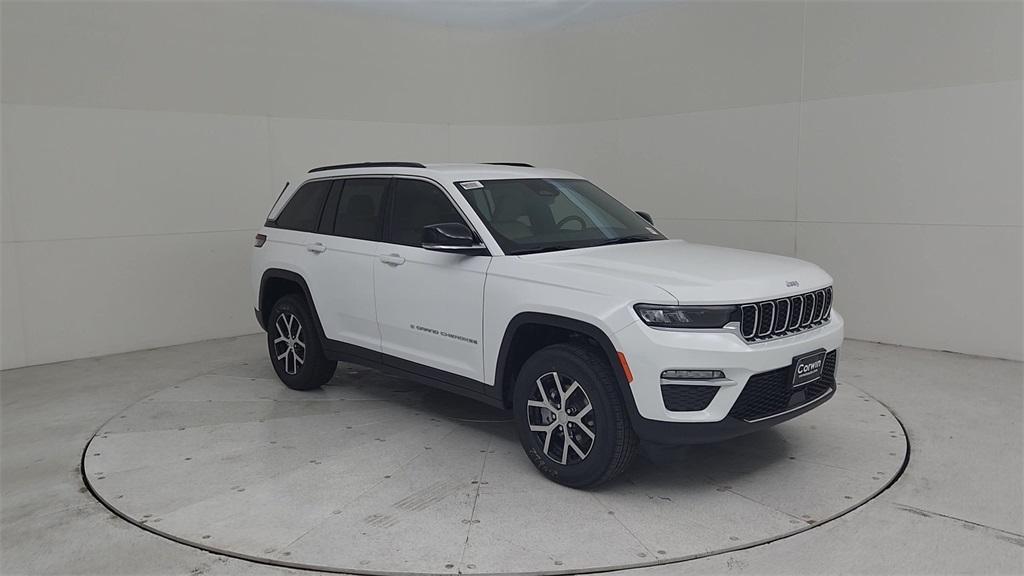 new 2025 Jeep Grand Cherokee car, priced at $43,683